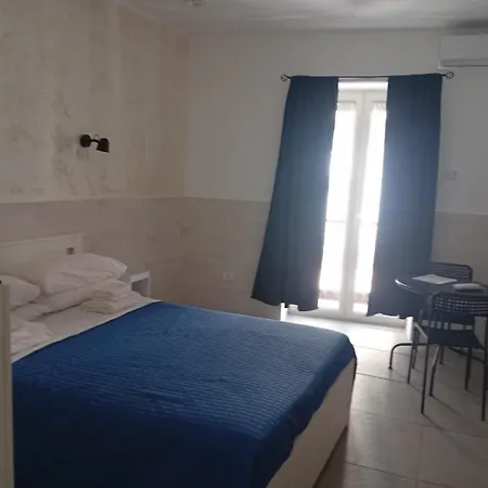 Terrazza Cristallini Apartmanhotel Nápoly