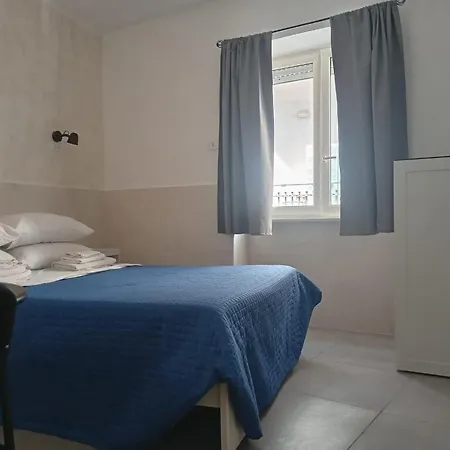 Terrazza Cristallini Aparthotel Naples